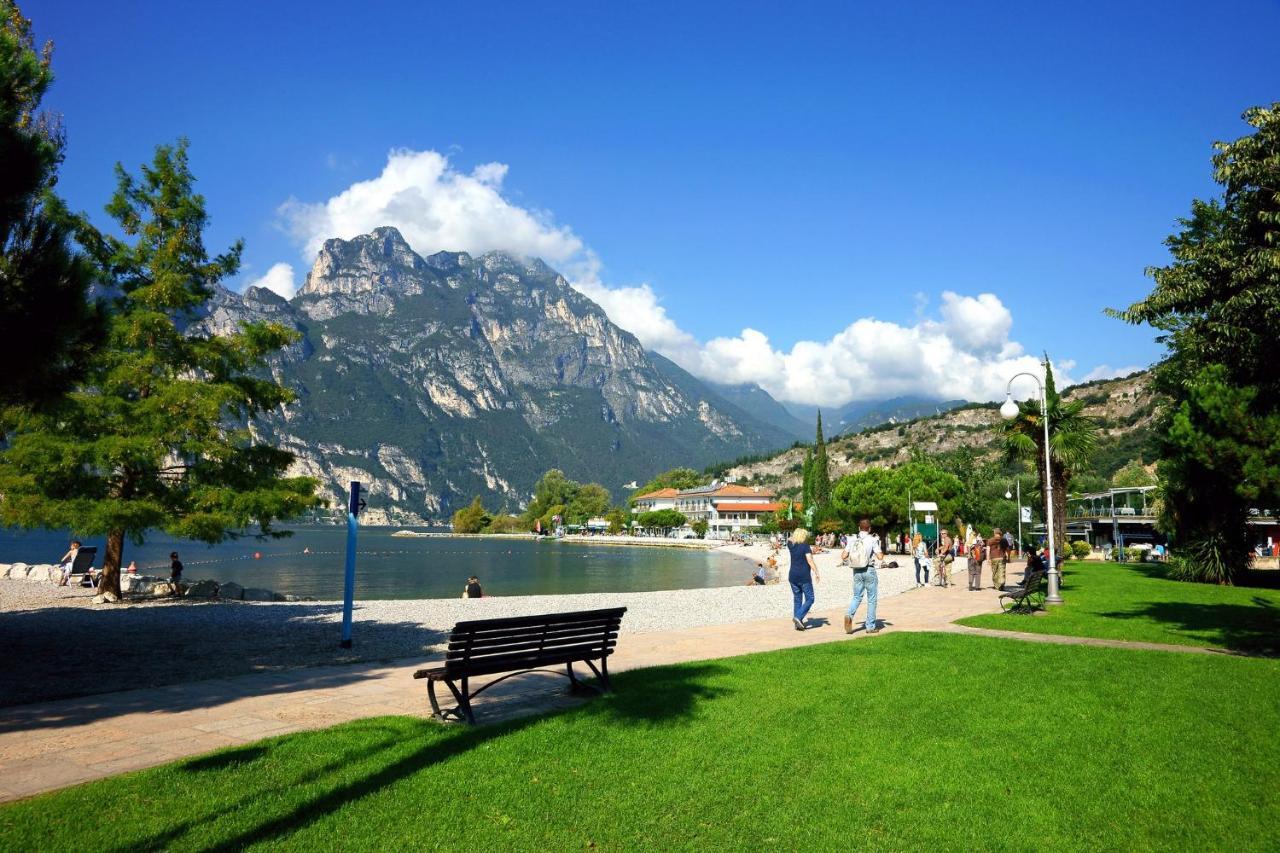 Casa O-Live Apartment Riva del Garda Exterior photo