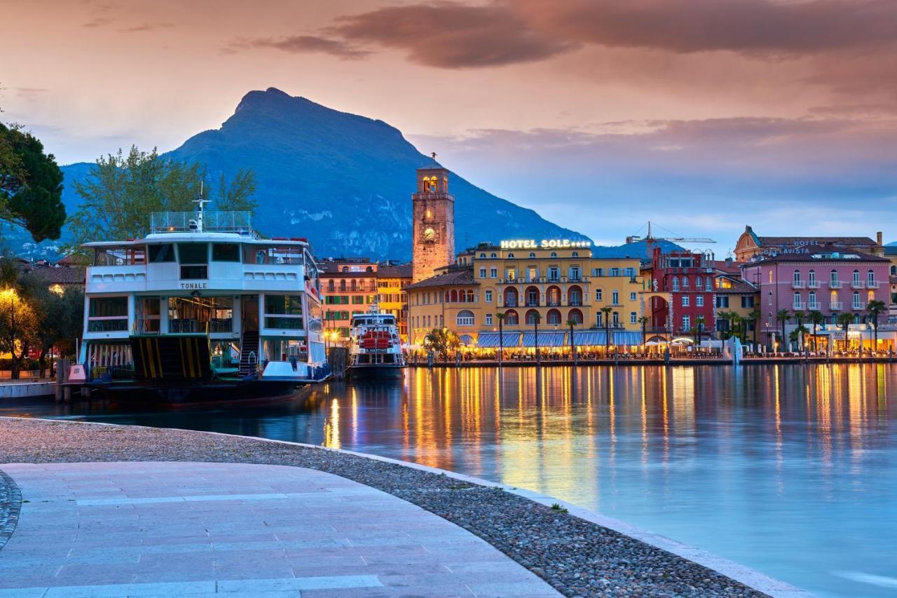 Casa O-Live Apartment Riva del Garda Exterior photo