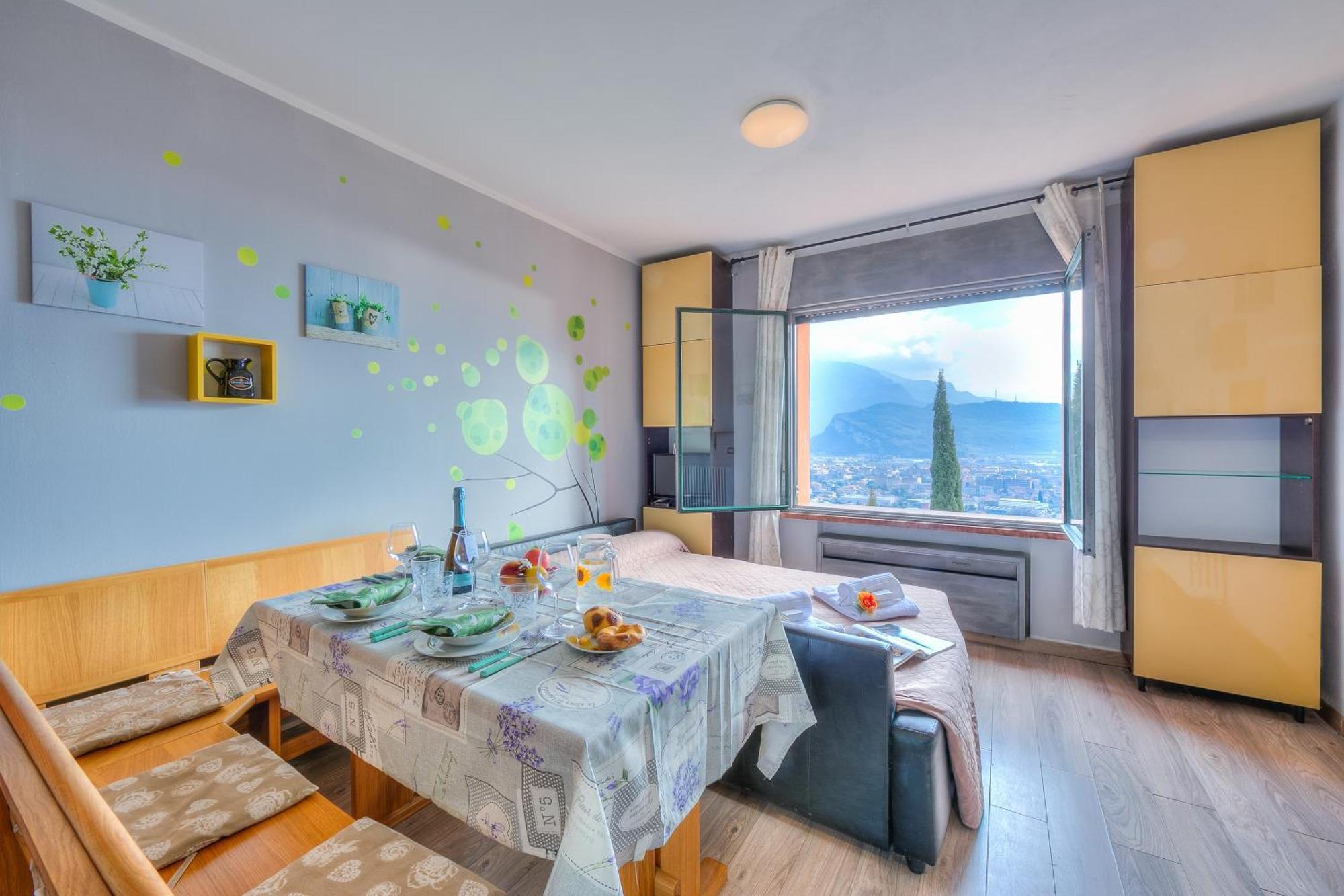 Casa O-Live Apartment Riva del Garda Exterior photo