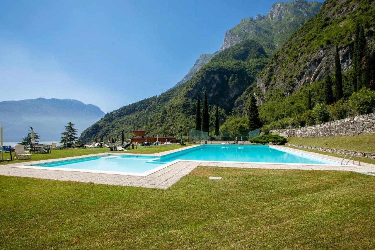 Casa O-Live Apartment Riva del Garda Exterior photo